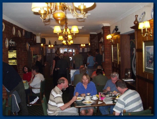 600x449 pixels (136K)